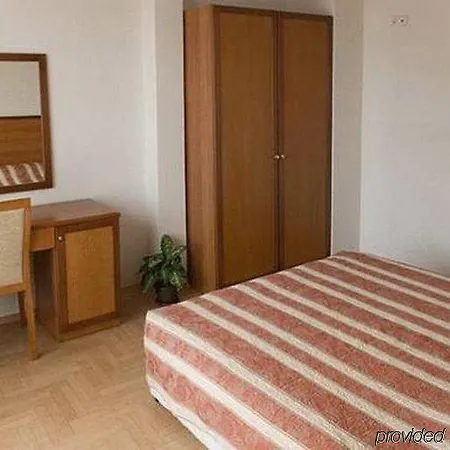 Dunav House Hotel